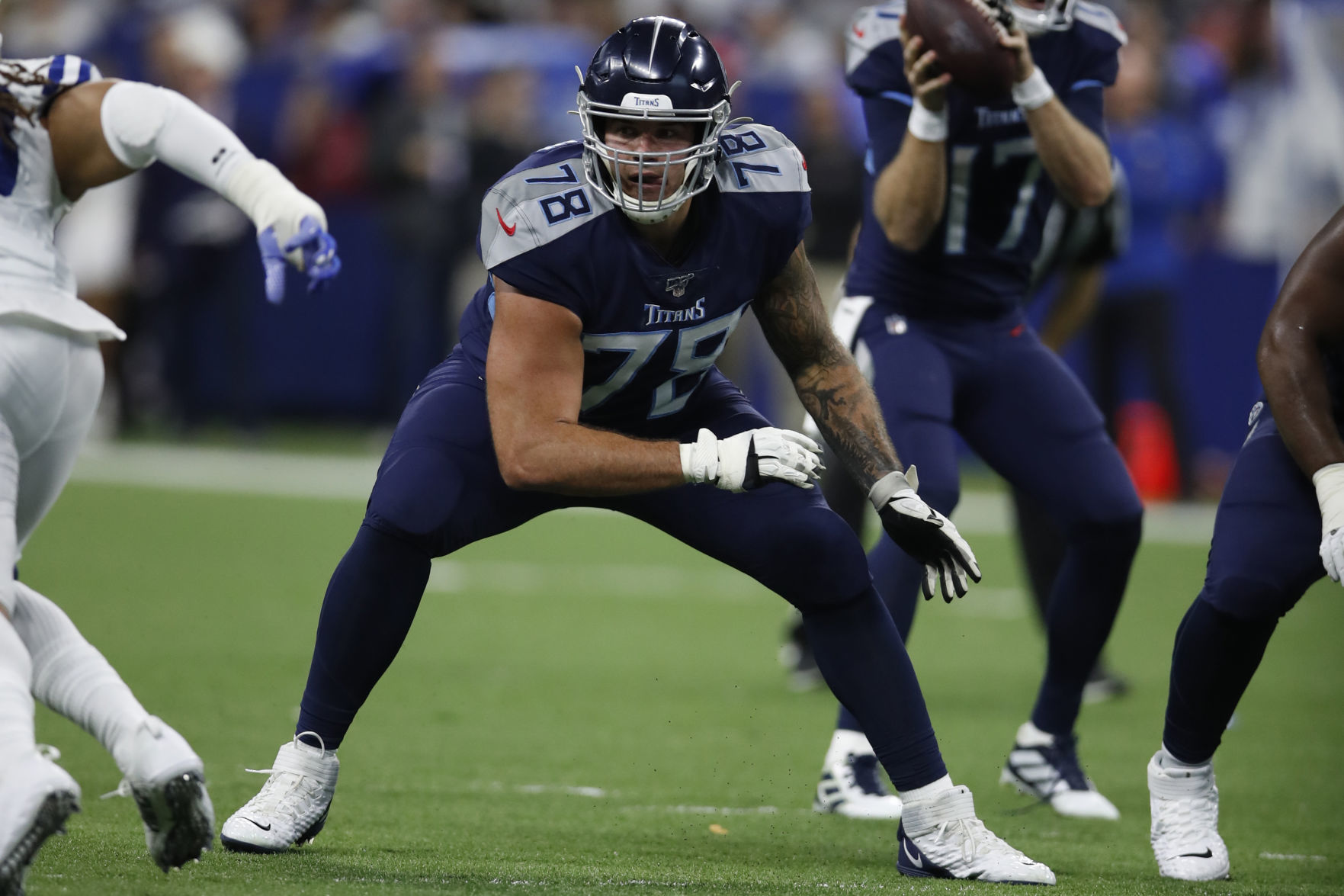 Free agent: Jack Conklin to Cleveland Browns (from Tennessee)